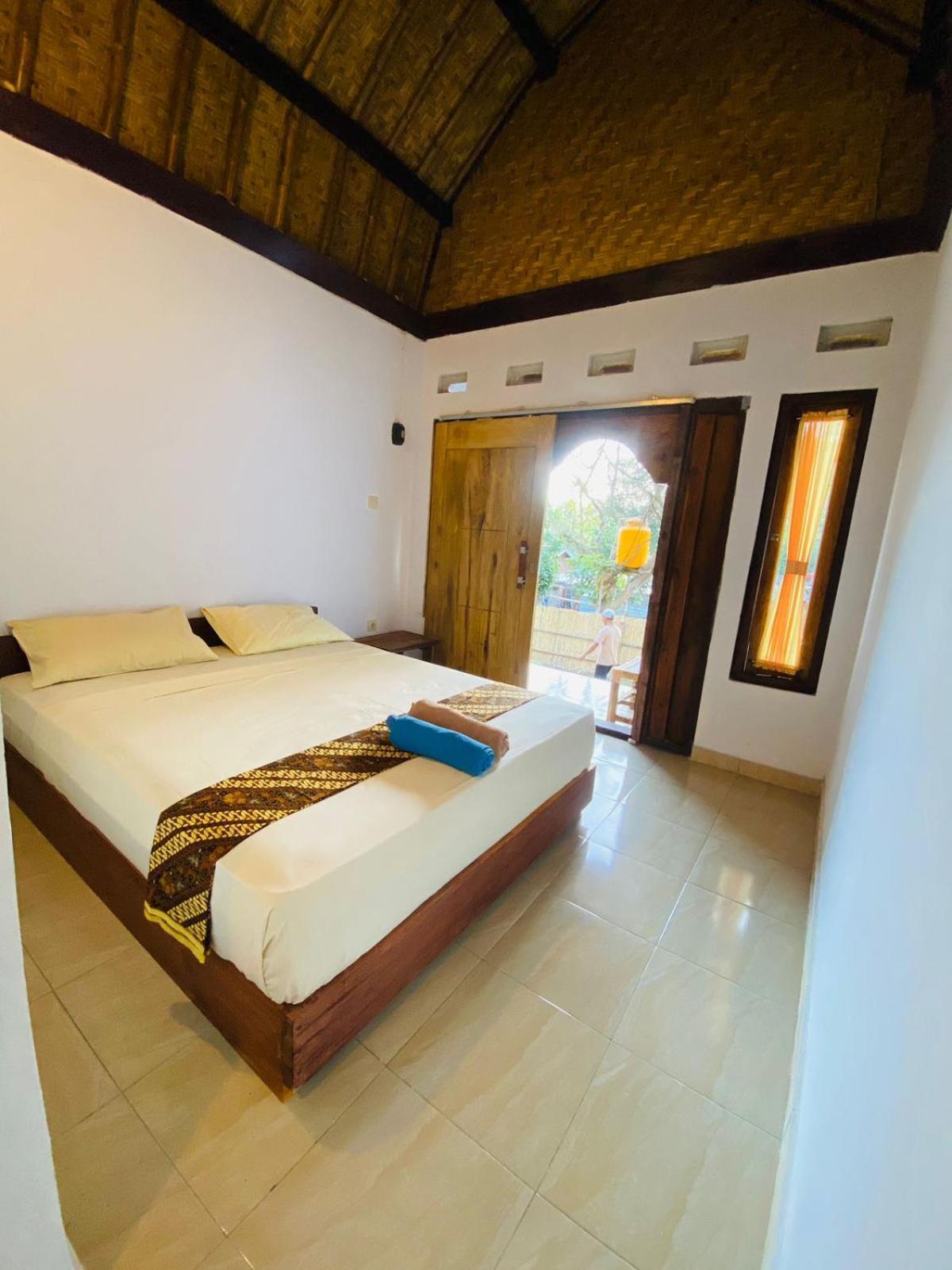 Diki Bungalows Kuta  Exterior photo