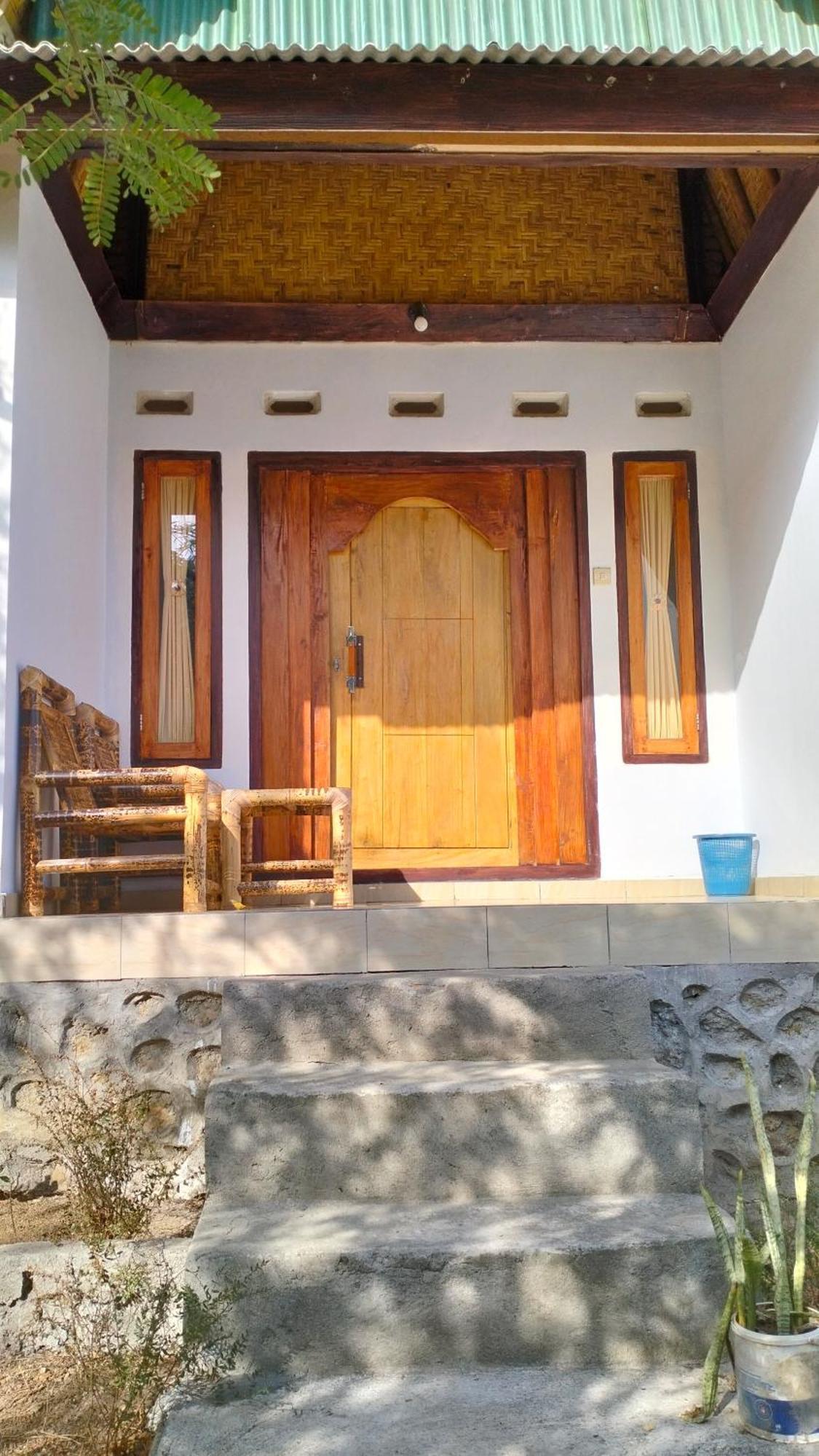Diki Bungalows Kuta  Exterior photo