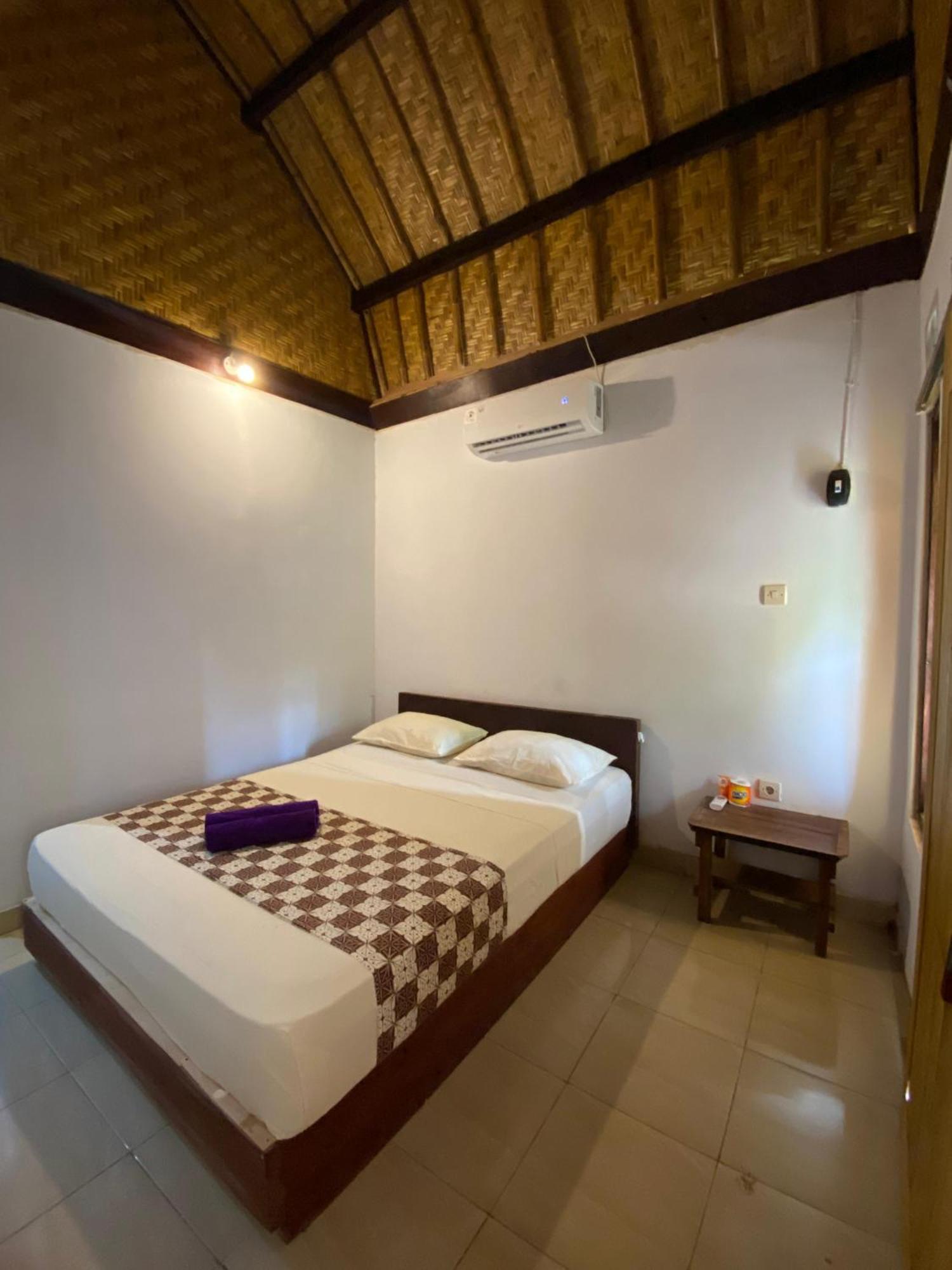 Diki Bungalows Kuta  Exterior photo